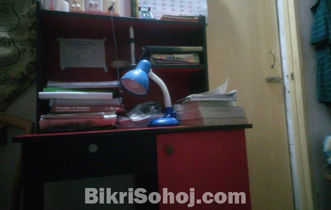 Reading Table
